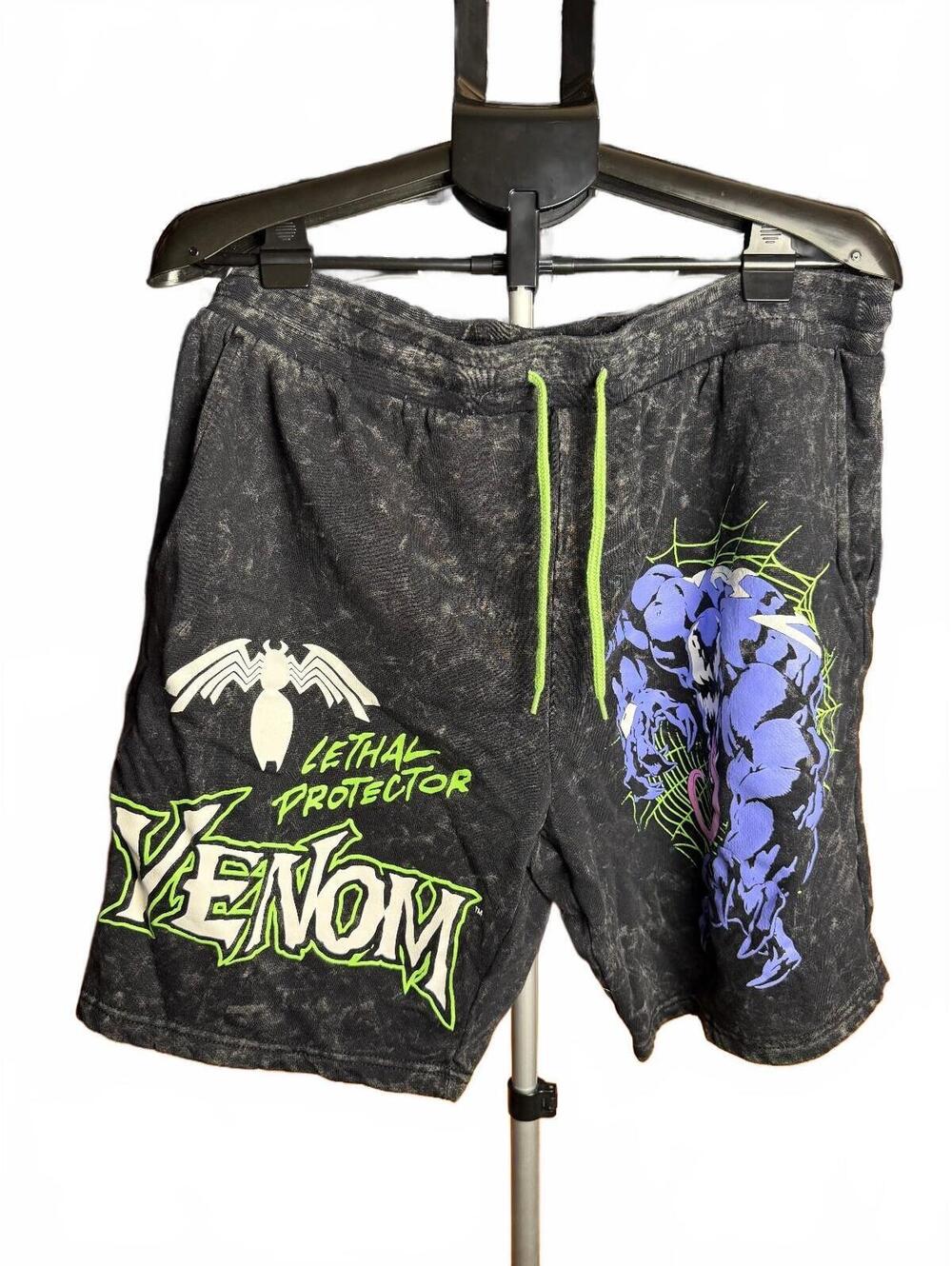 Marvel Venom Lethal Protector stonewash Black Graphic Shorts sz L Neon